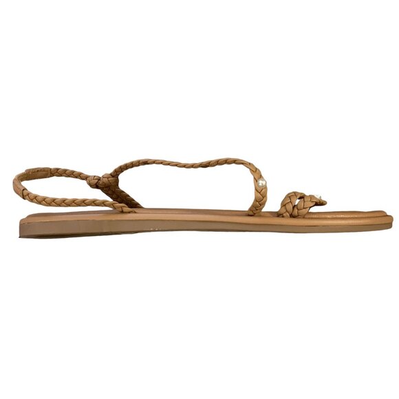 LIKE NEW Universal Thread Beige Sandals Size 7 - Picture 2 of 3